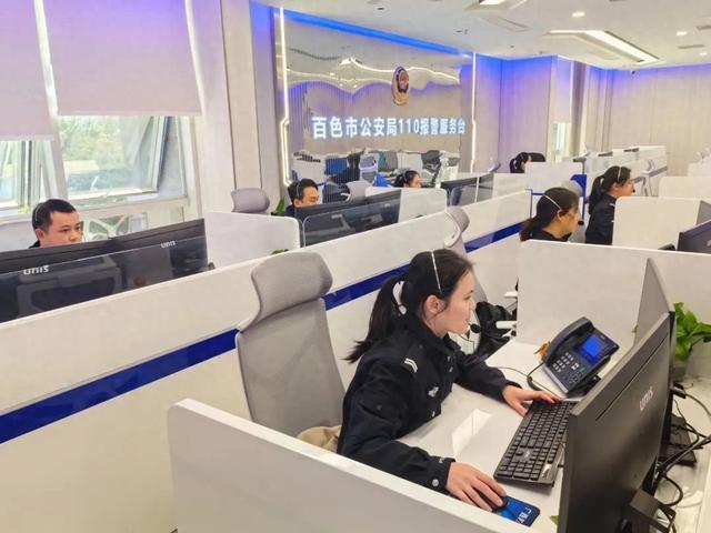 网购外套收到“空包裹”？快递喊冤报警，一